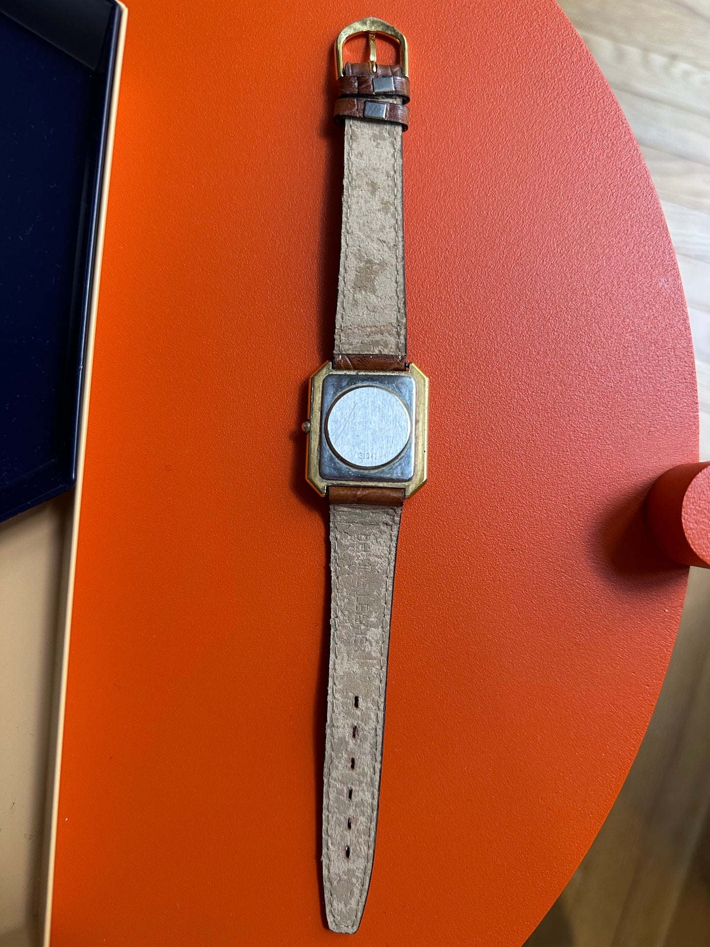 OROLOGIO VINTAGE CON TEXTURE IN COCCODRILLO