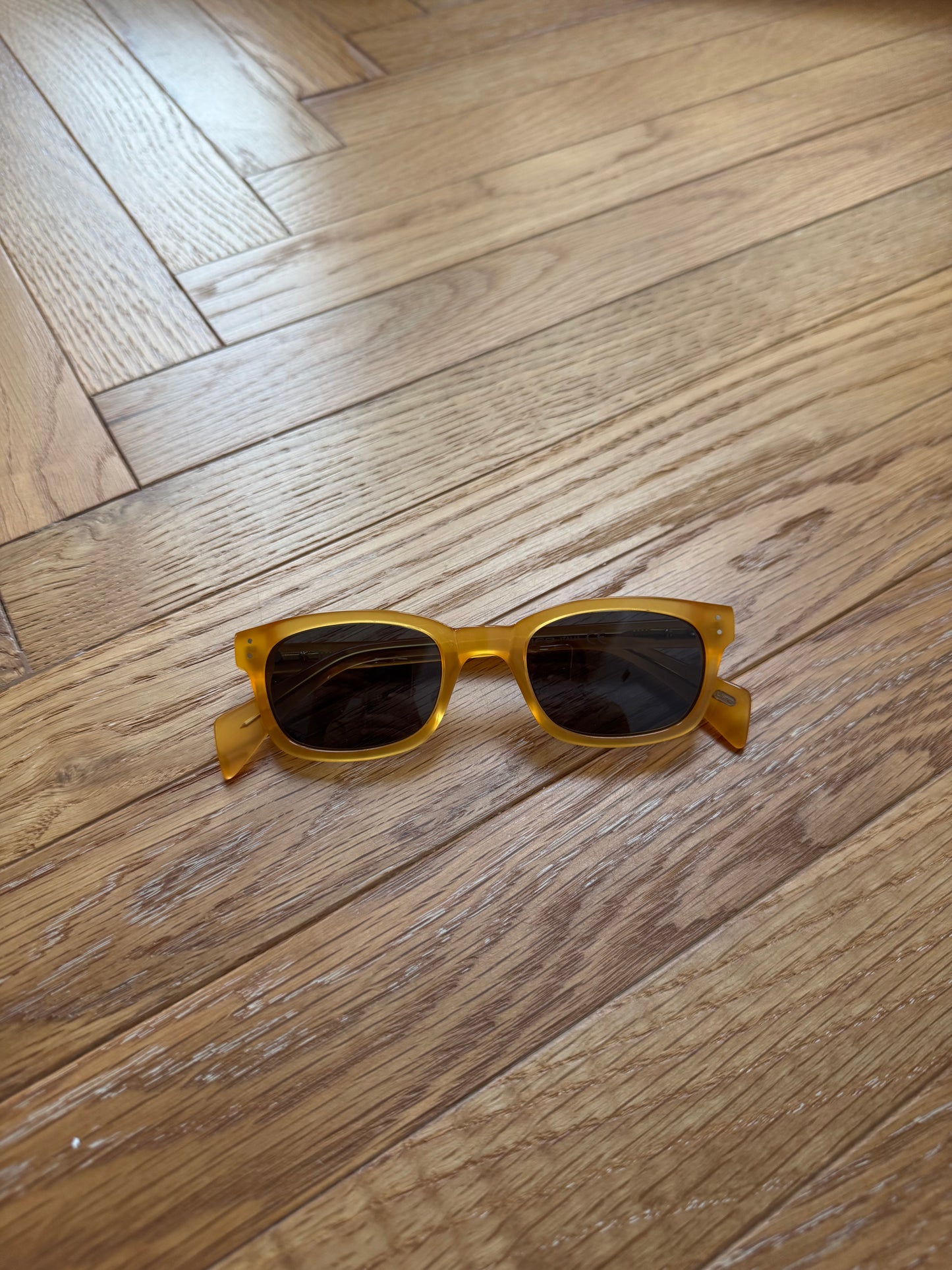 OCCHIALI DA SOLE RETTANGOLARI