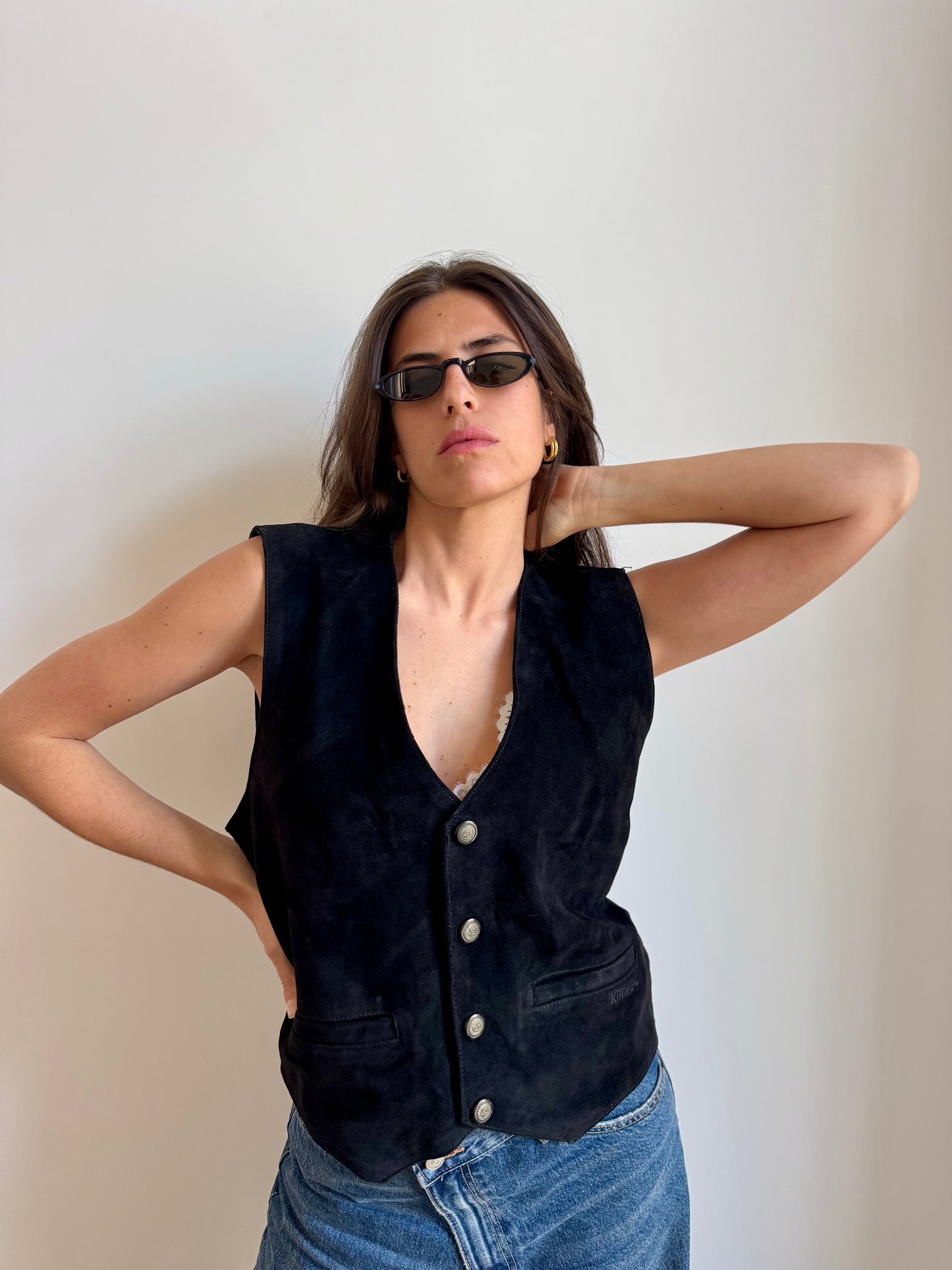 GILET NERO IN CAMOSCIO