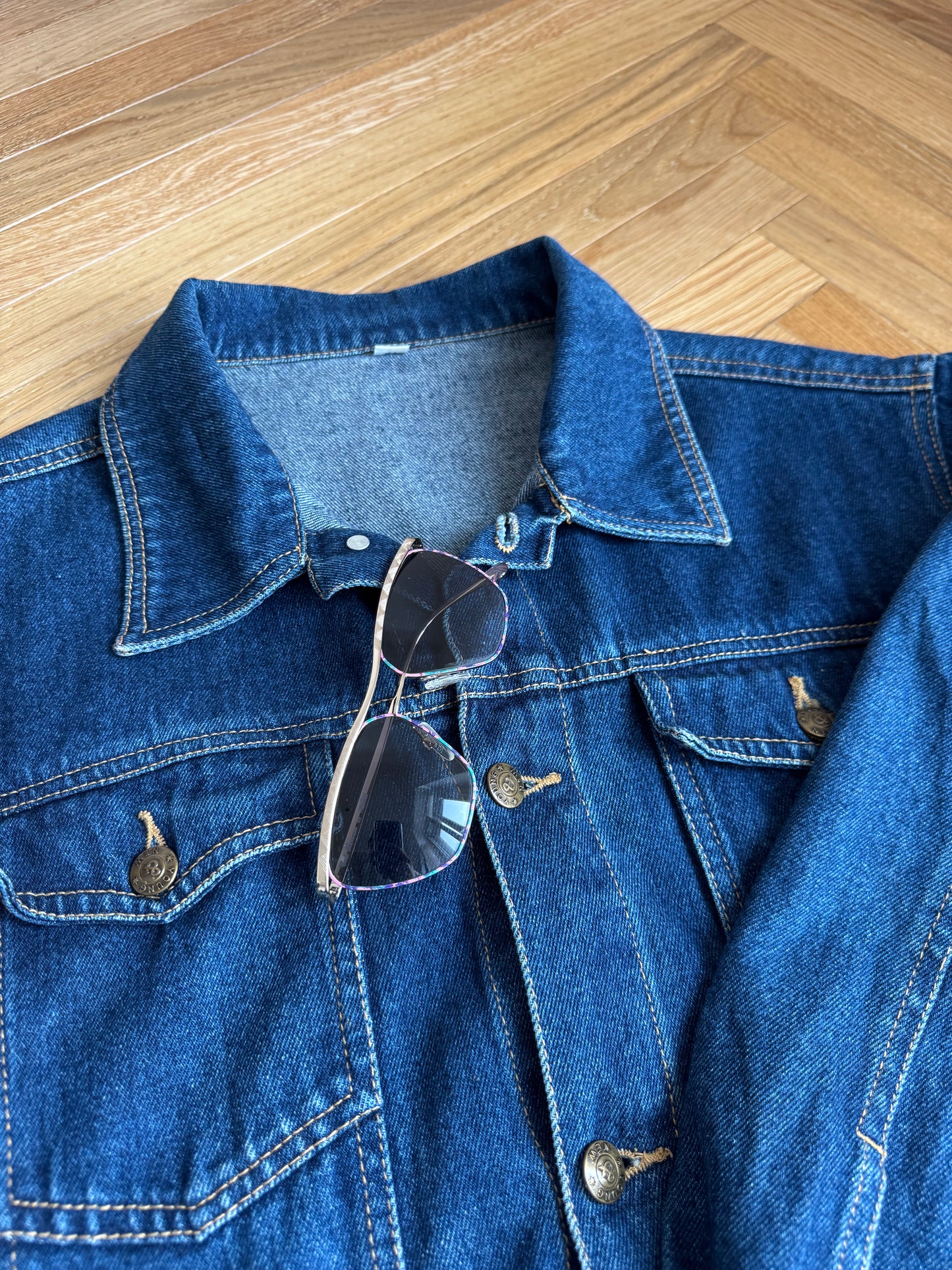 OCCHIALI DA SOLE VINTAGE SQUADRATI