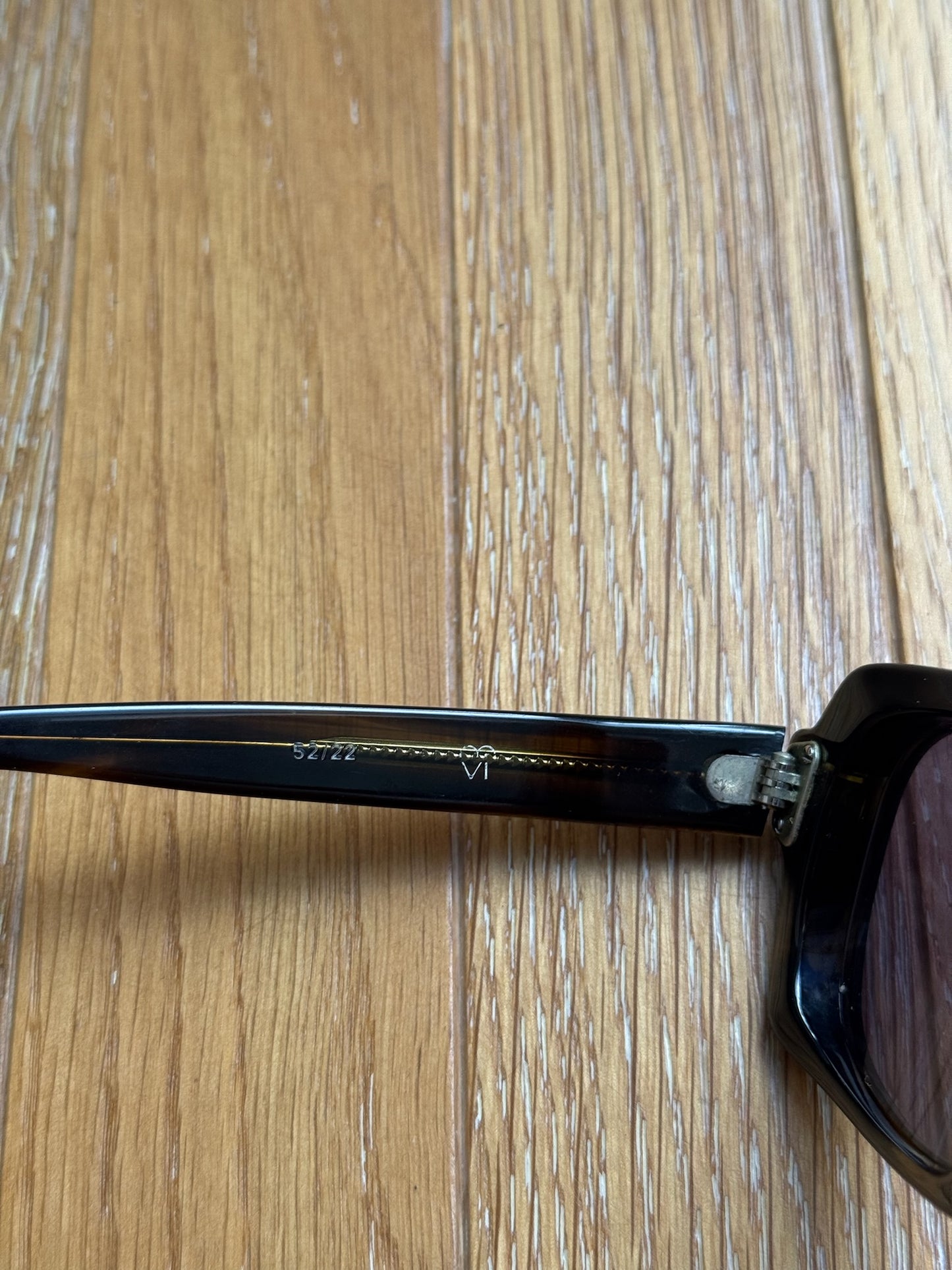 OCCHIALI DA SOLE RETTANGOLARI