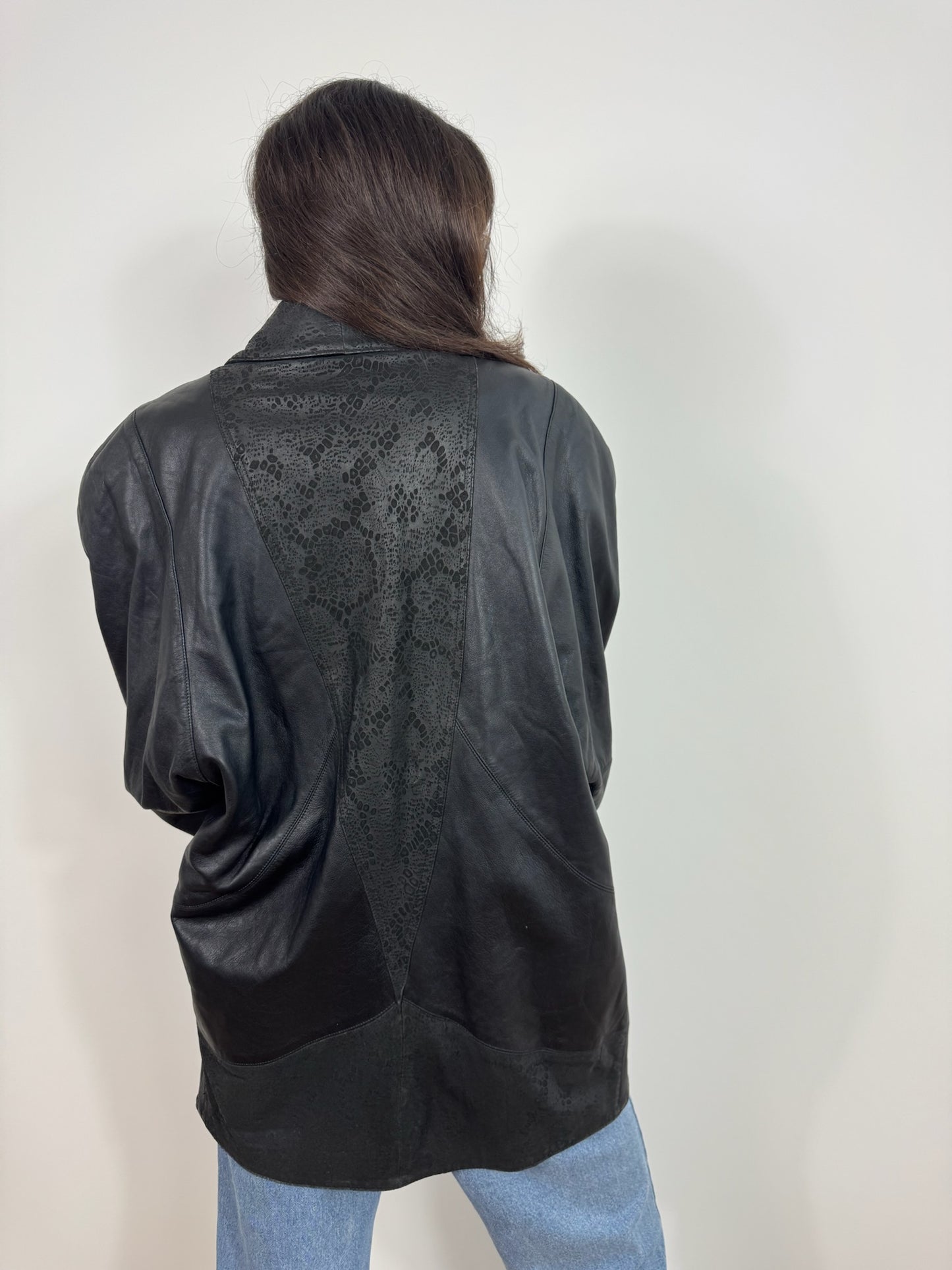 GIACCA IN PELLE CON DETTAGLI IN MACULATO