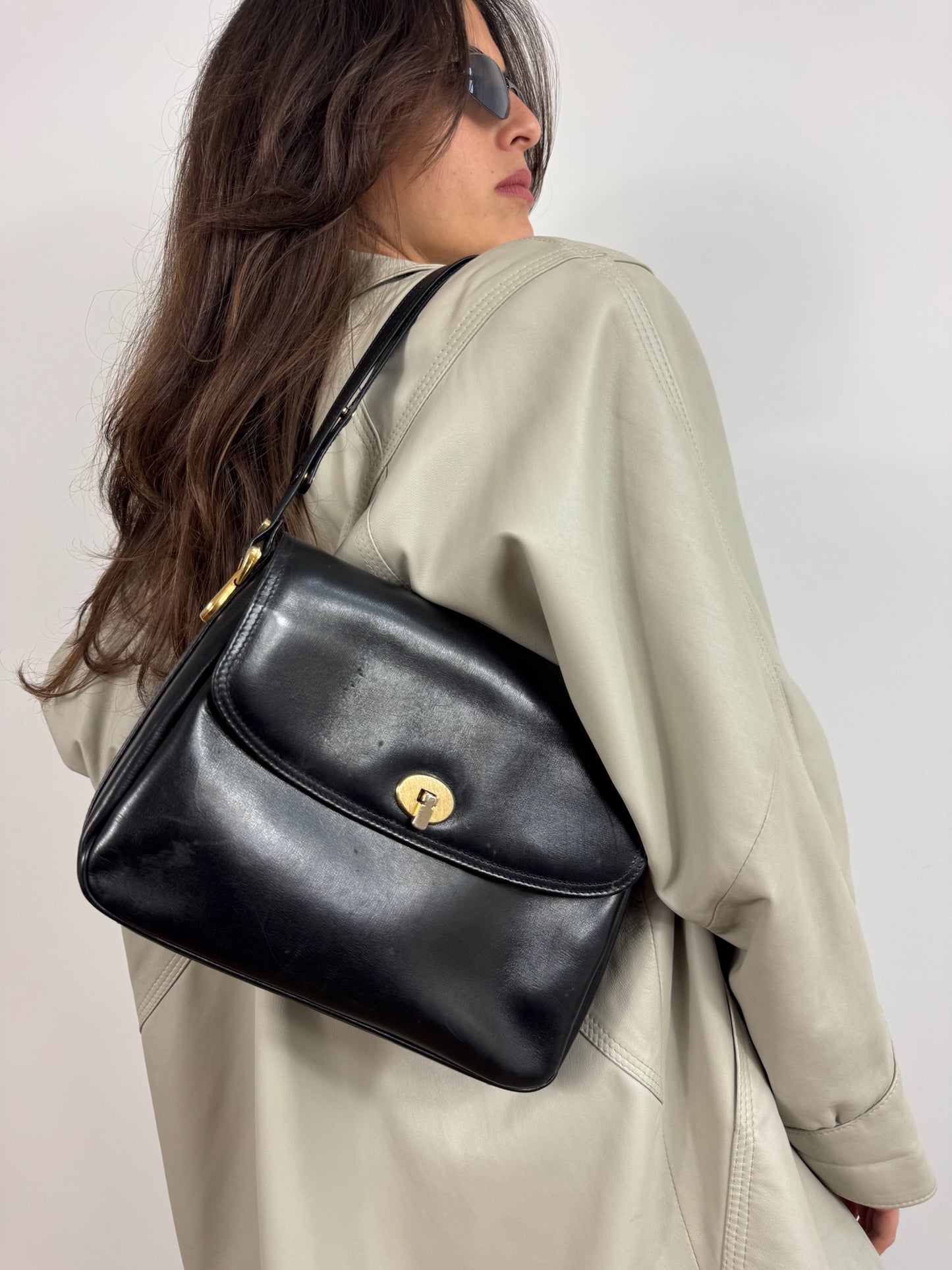 BORSA A SPALLA IN VERA PELLE