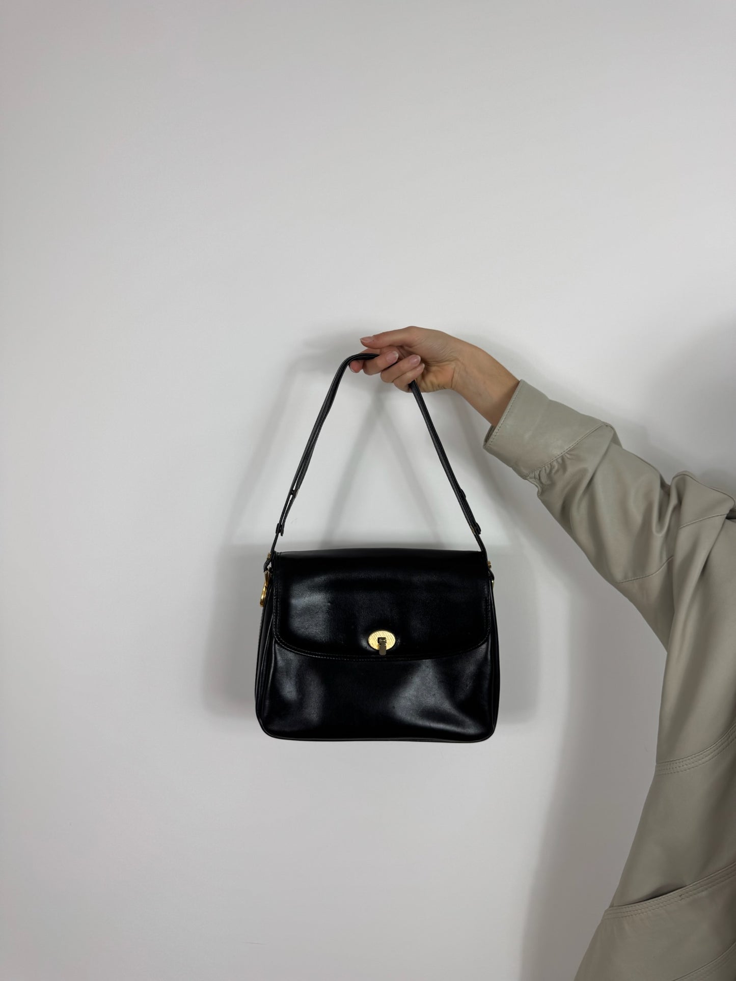 BORSA A SPALLA IN VERA PELLE