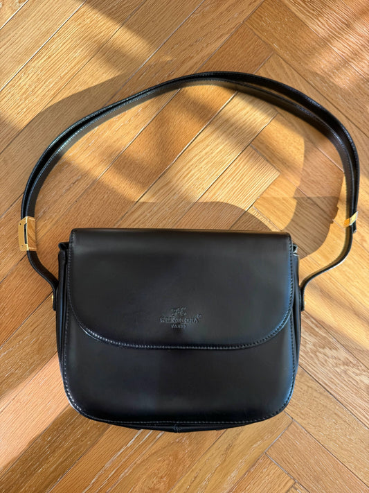 BORSA A SPALLA NERA IN VERA PELLE