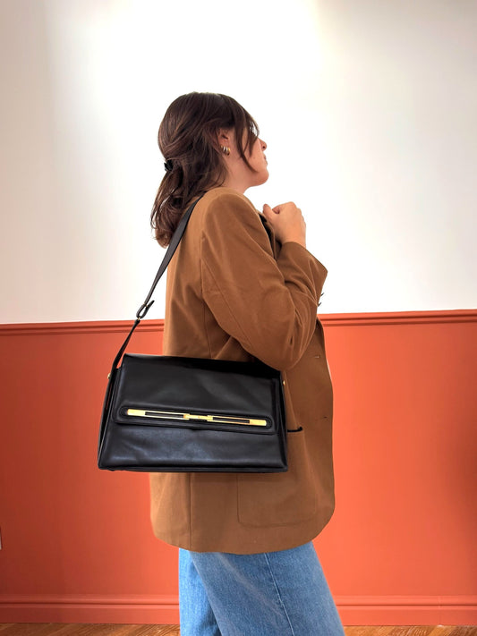 BORSA IN VERA PELLE CON DETTAGLI DORATI