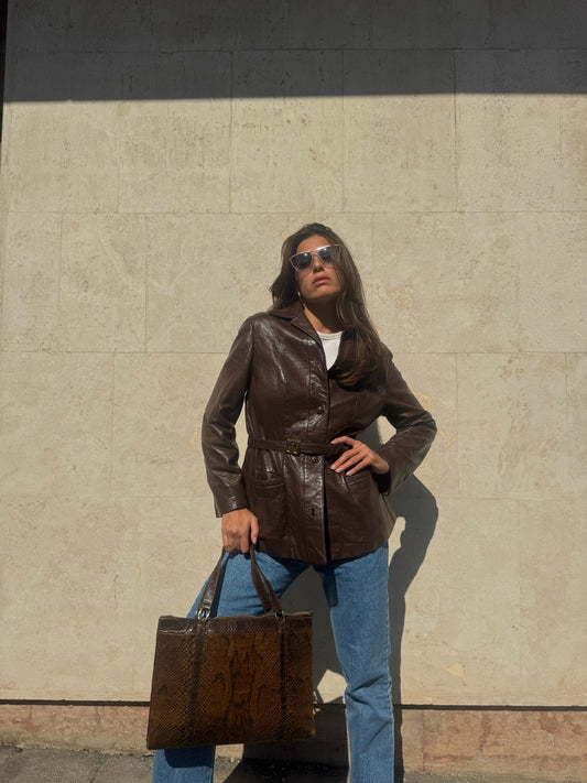 BORSA A MANO IN PELLE CON TEXTURE IN PITONE