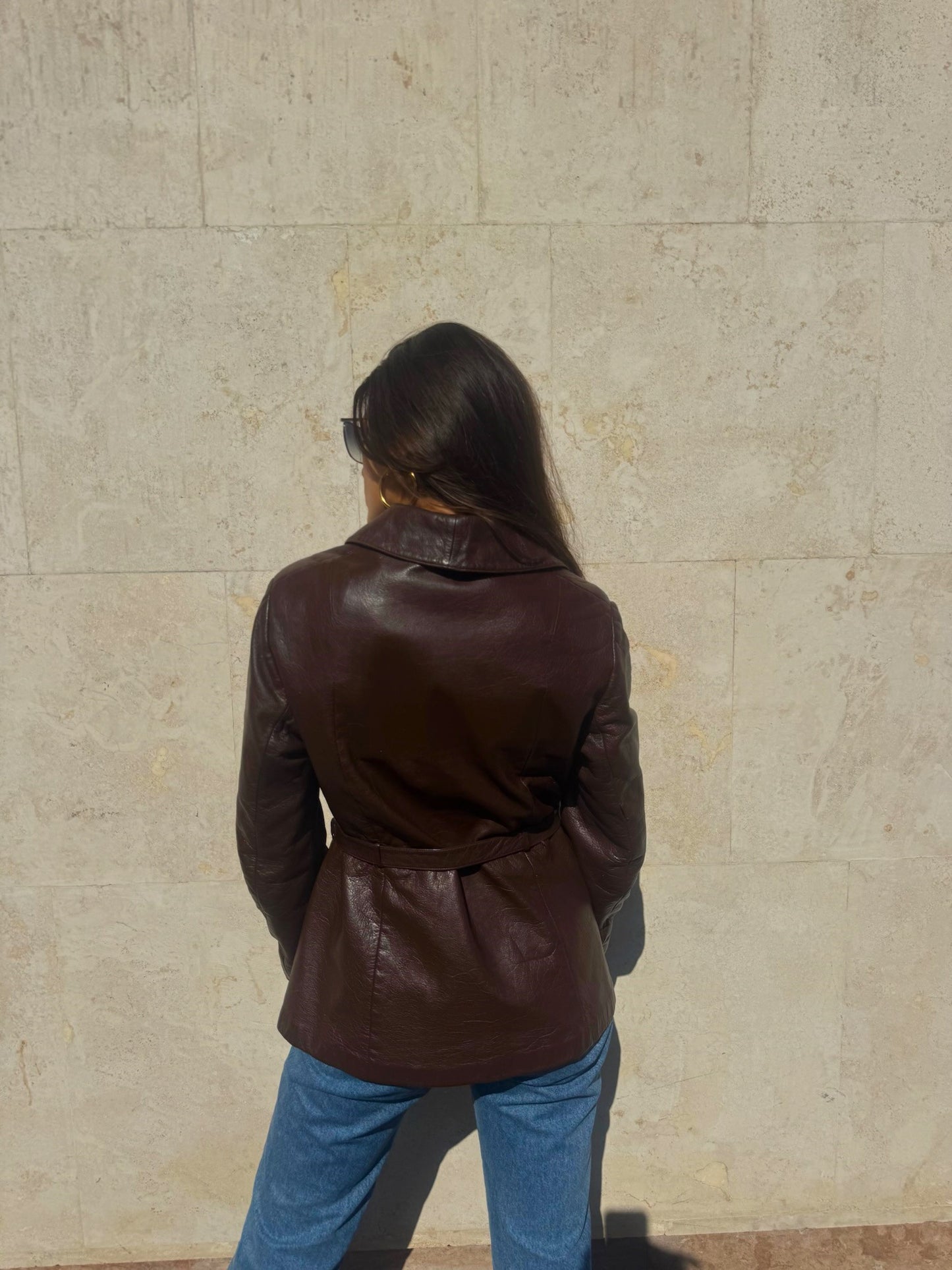 GIACCA MARRONE IN PELLE CON CINTURA