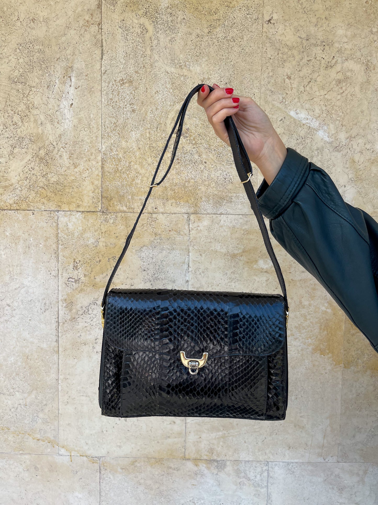 BORSA VINTAGE IN PITONE