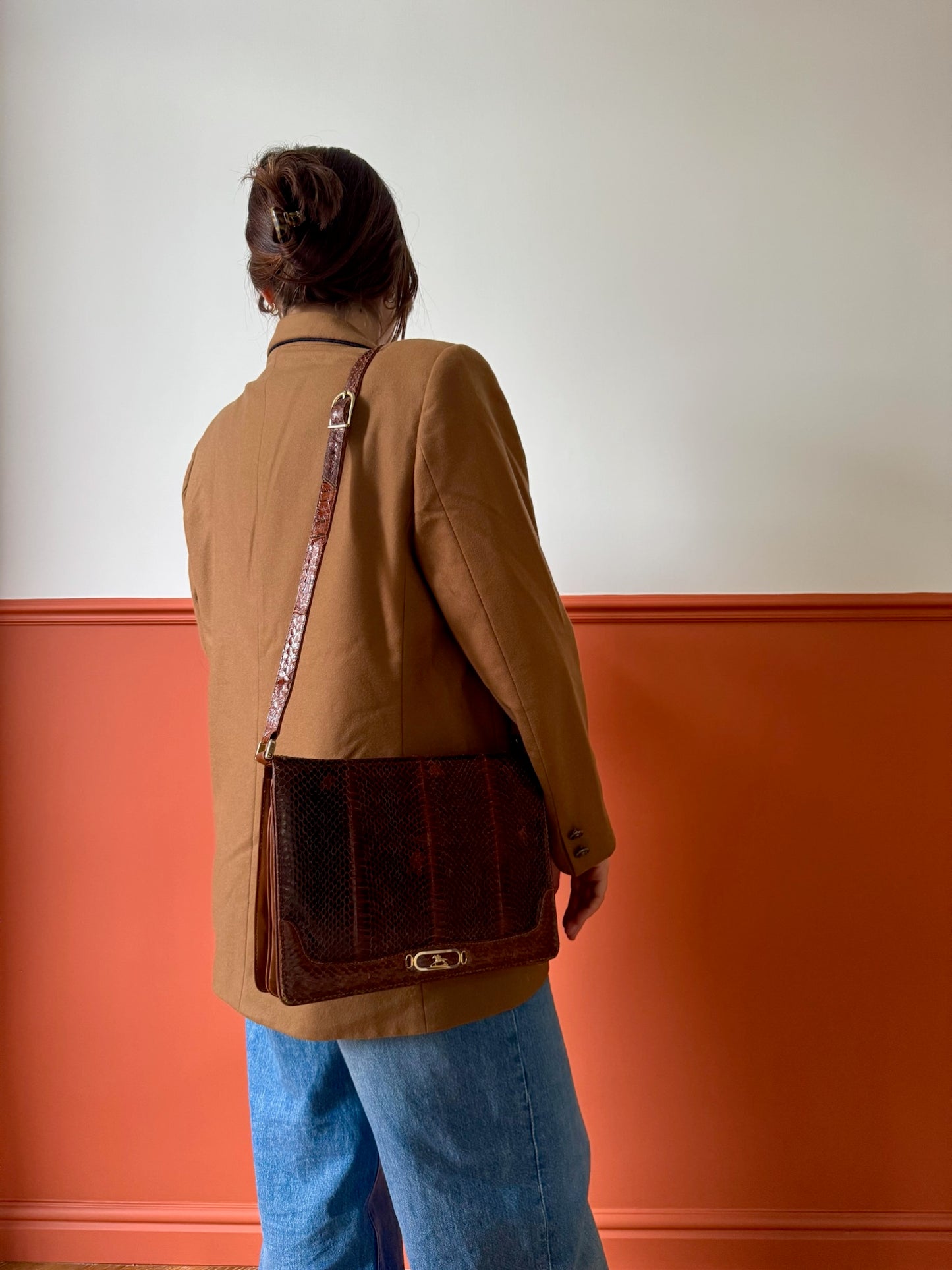 BORSA A TRACOLLA MARRONE