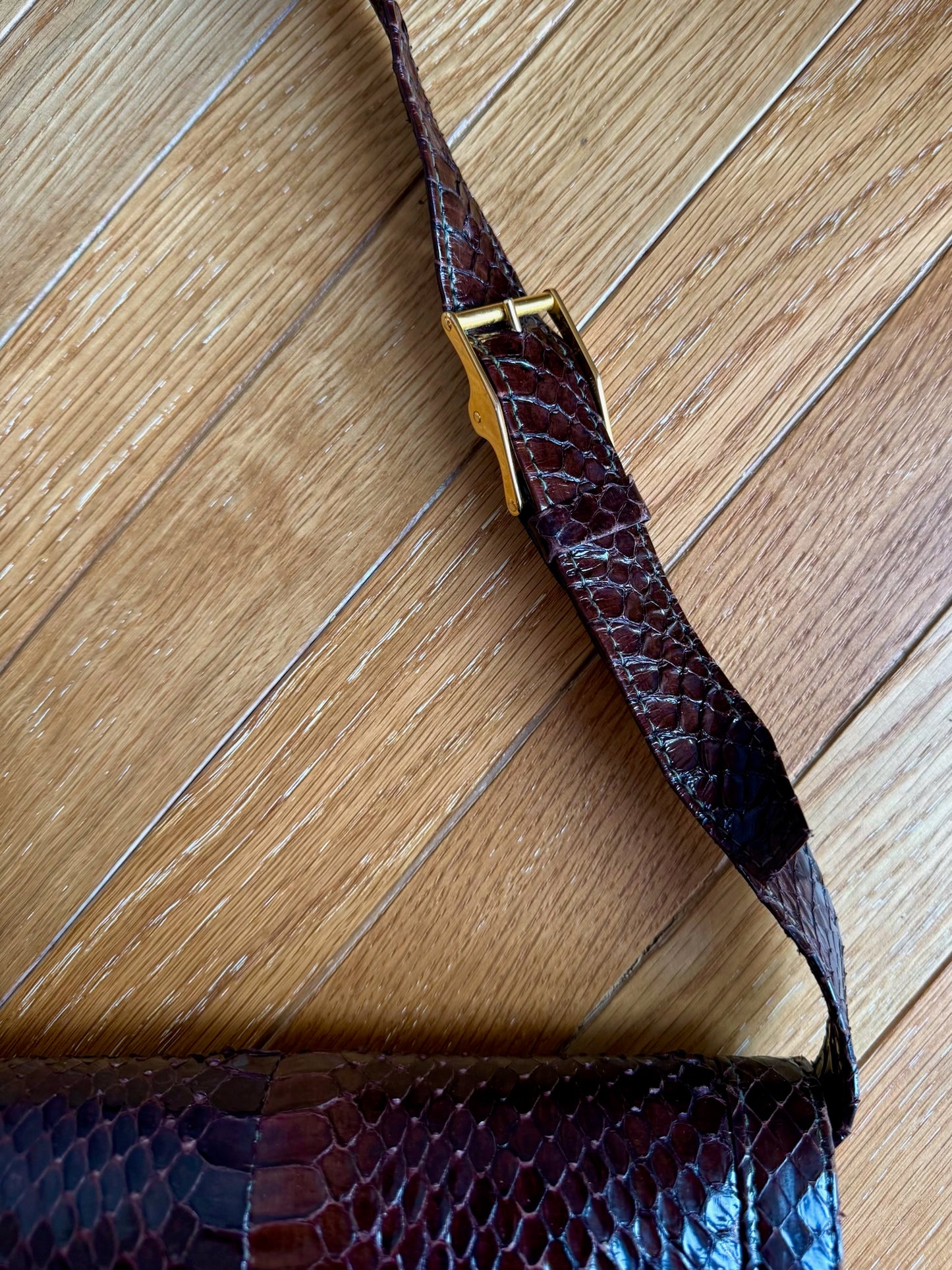 BORSA IN PELLE A TRACOLLA MARRONE