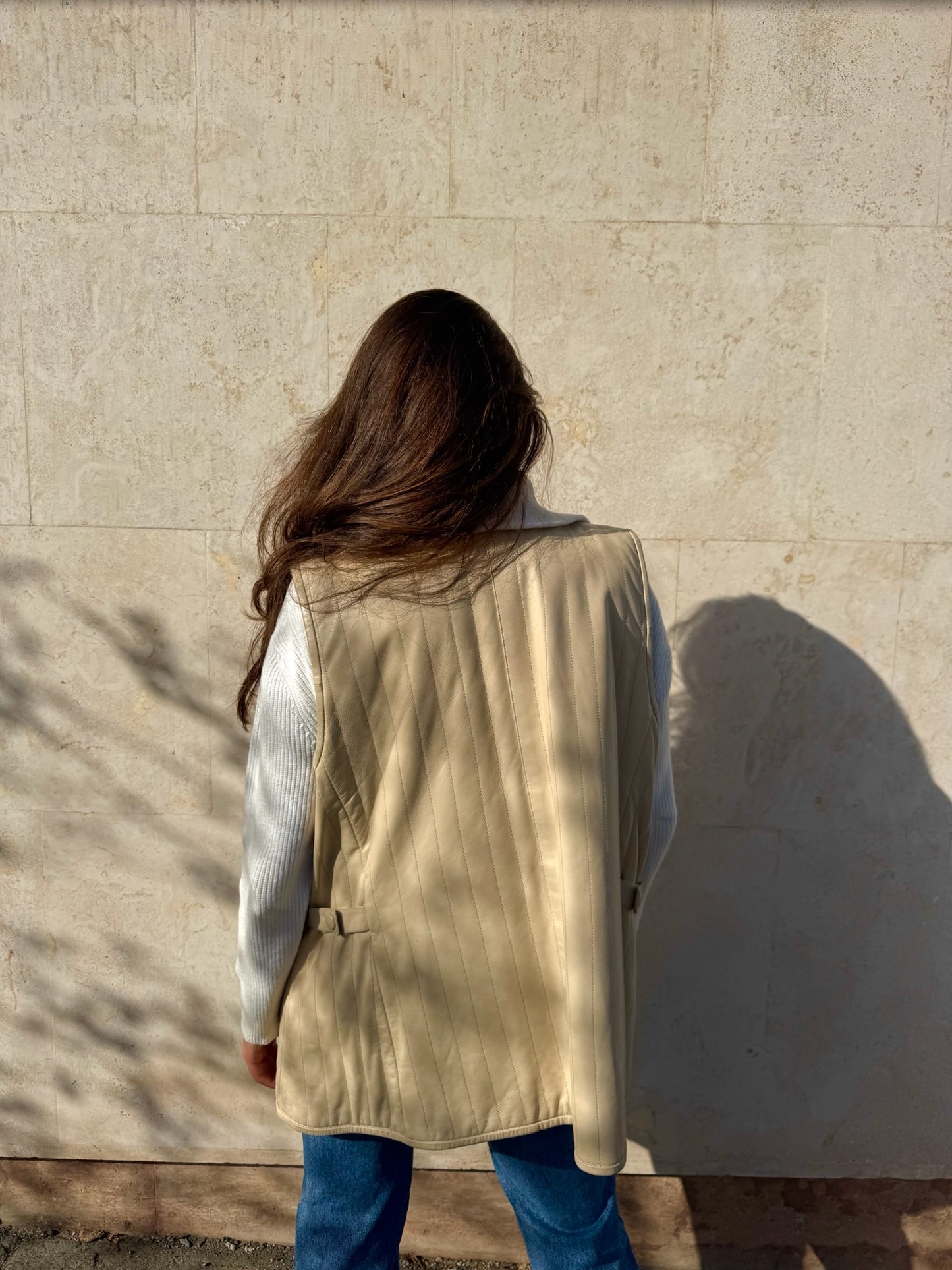 GILET IN VERA PELLE COLOR BURRO