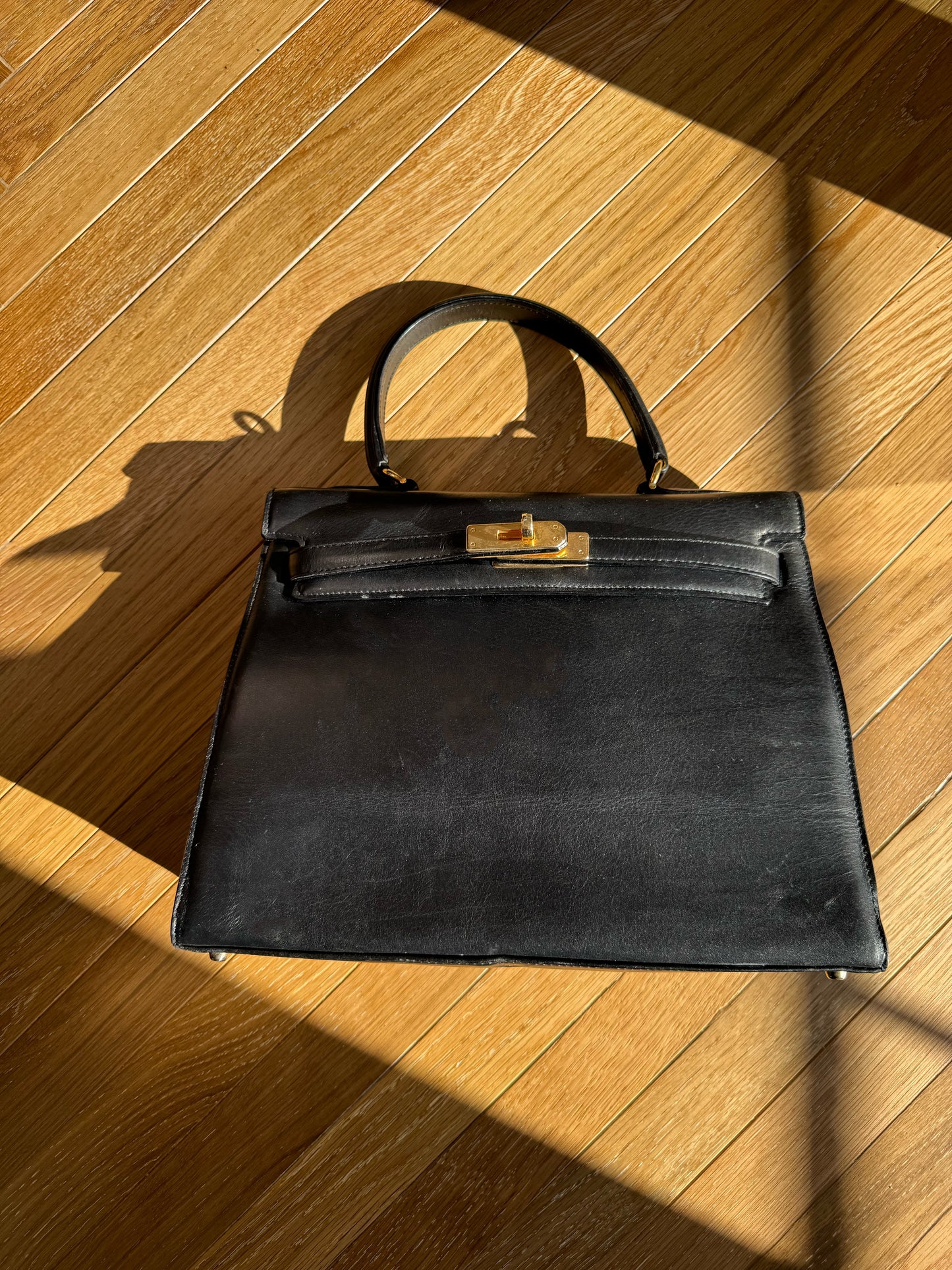 REAL BLACK LEATHER HANDBAG