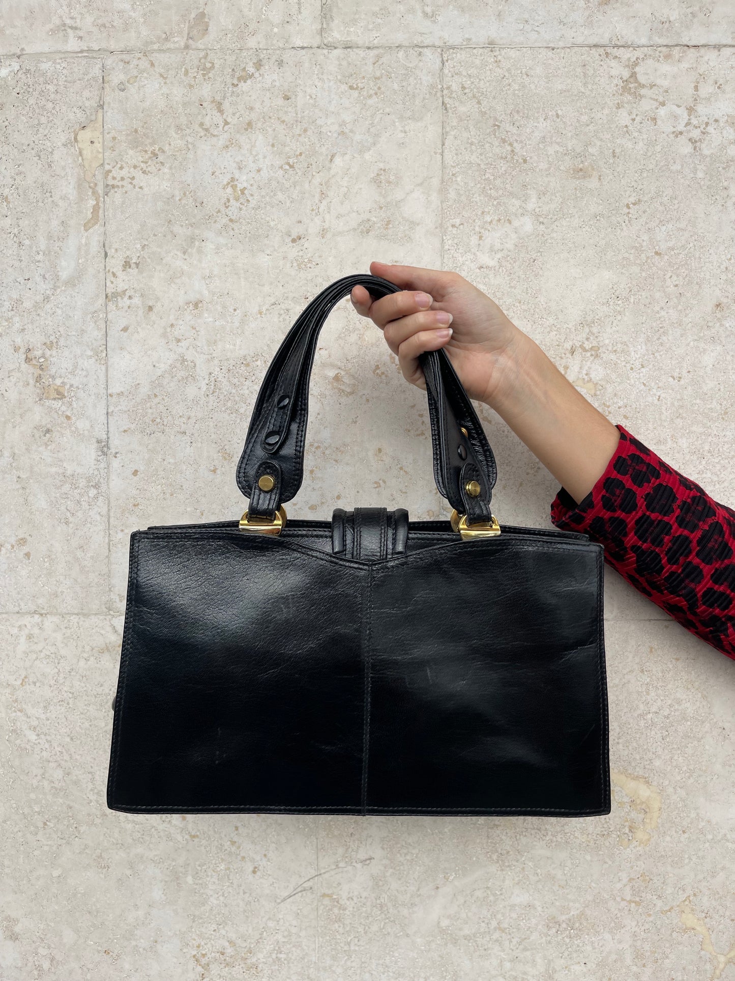 REAL BLACK LEATHER SHOULDER BAG