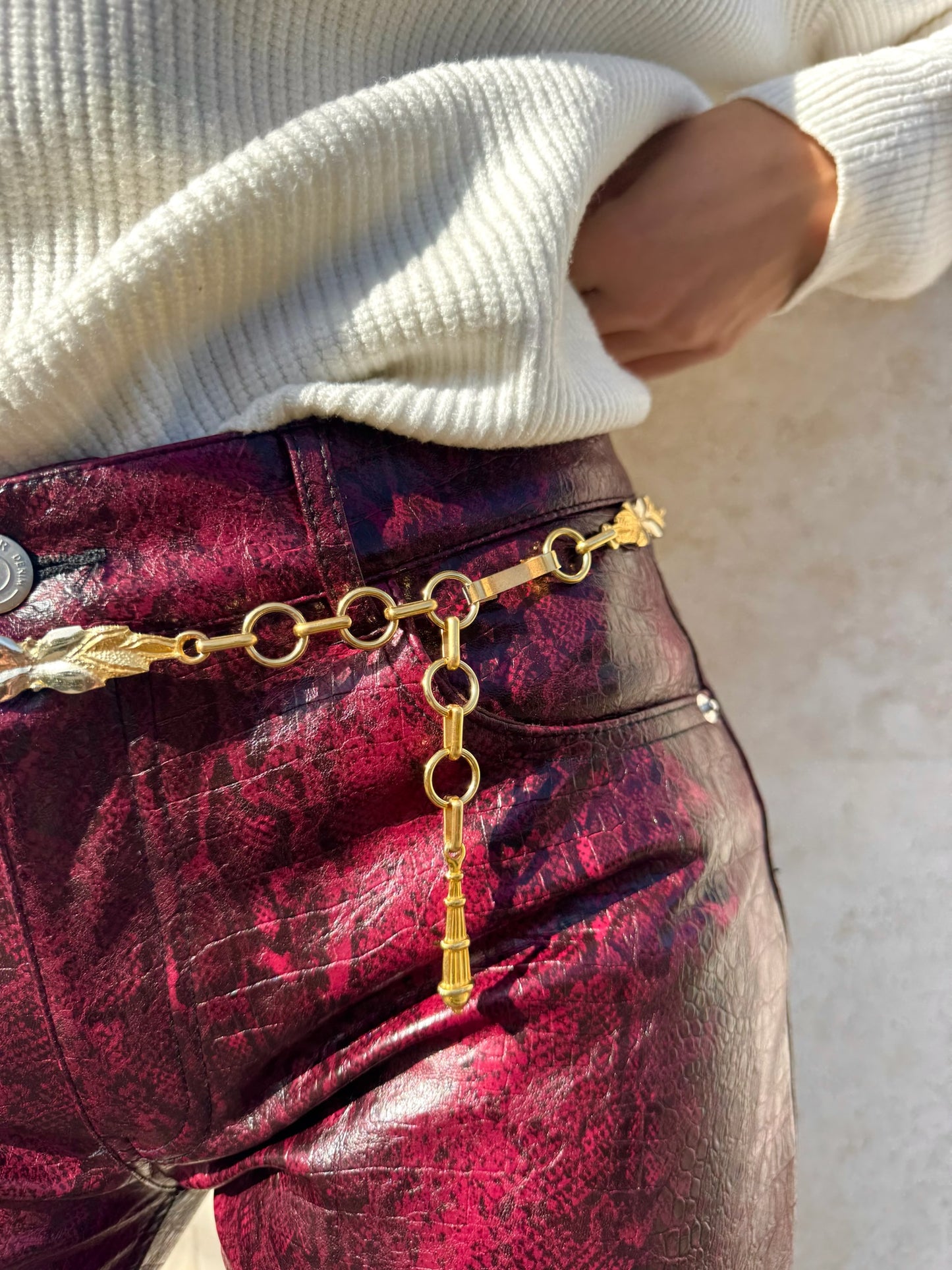 CINTURA A CATENA IN METALLO DORATO