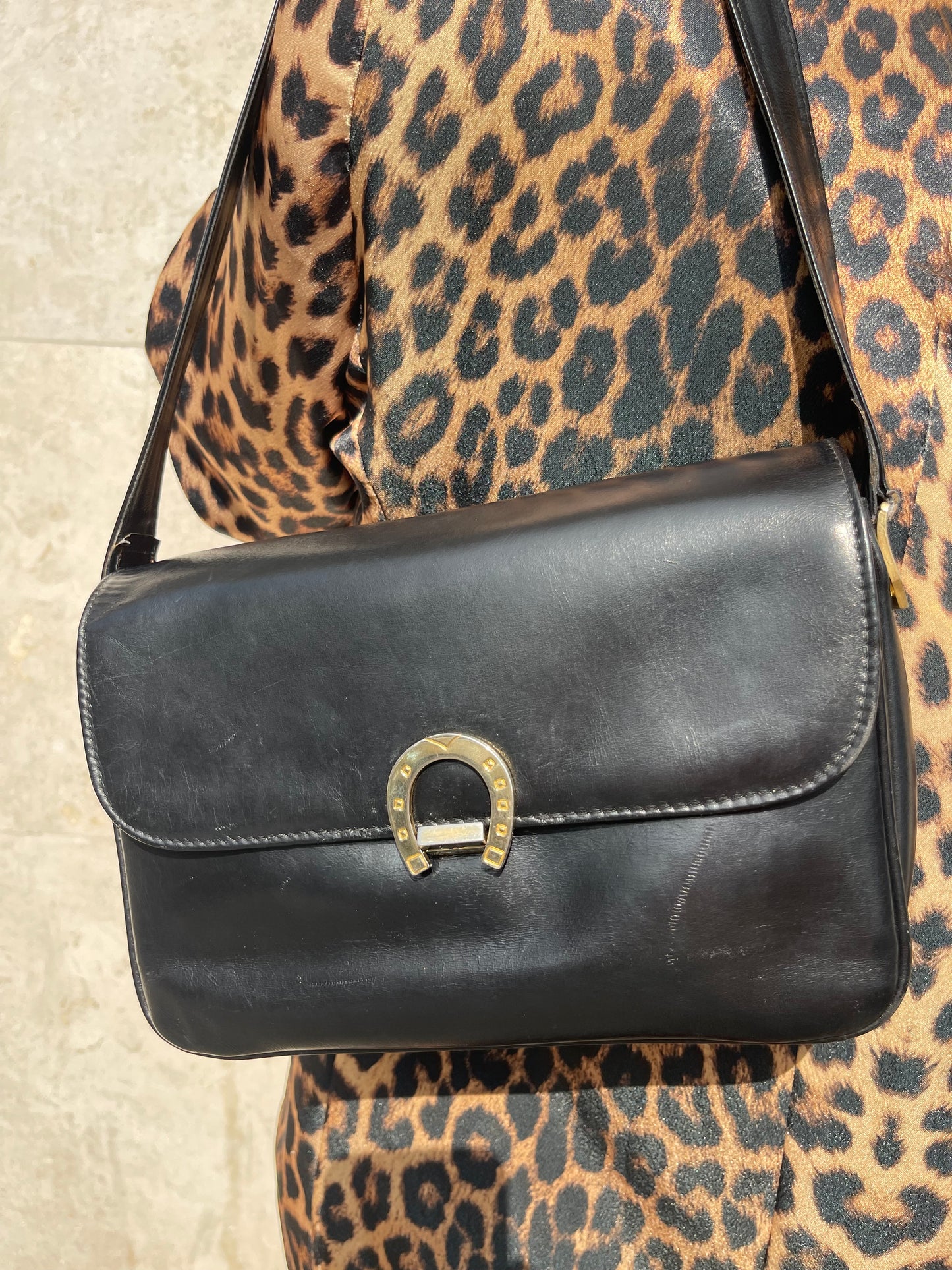 REAL BLACK LEATHER SHOULDER BAG