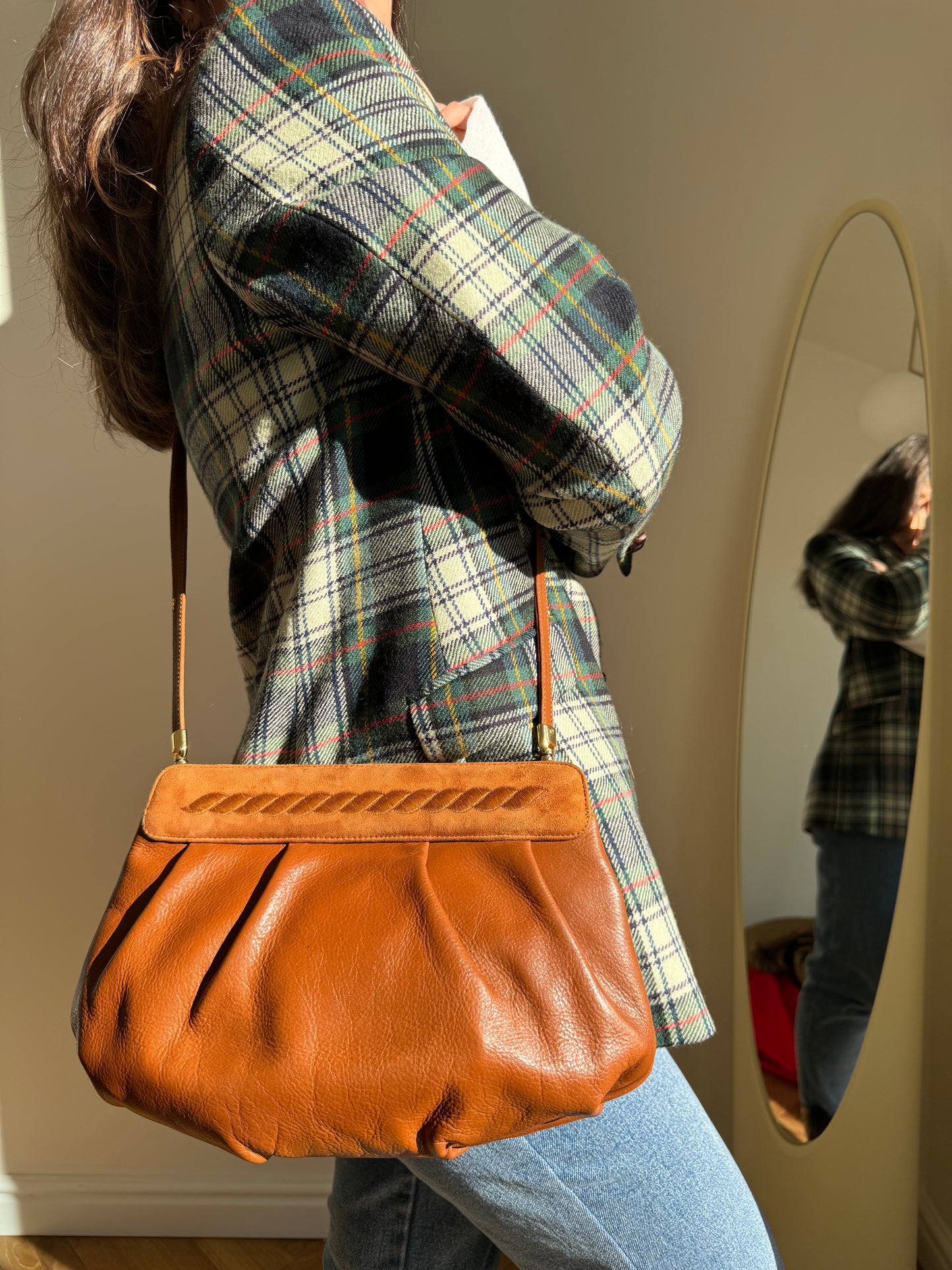 LIGHT BROWN LEATHER BAG