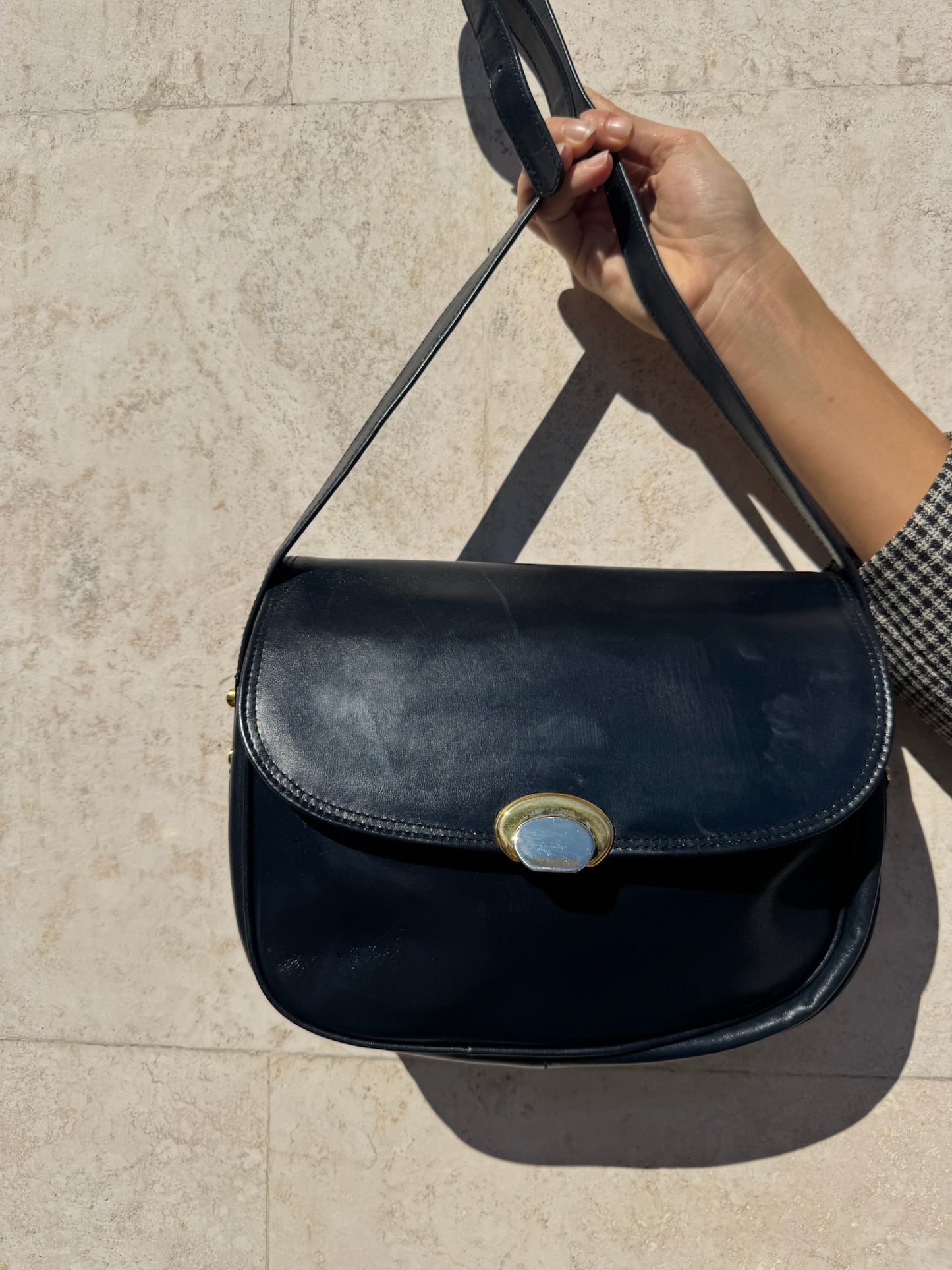 BORSA A TRACOLLA BLU IN VERA PELLE