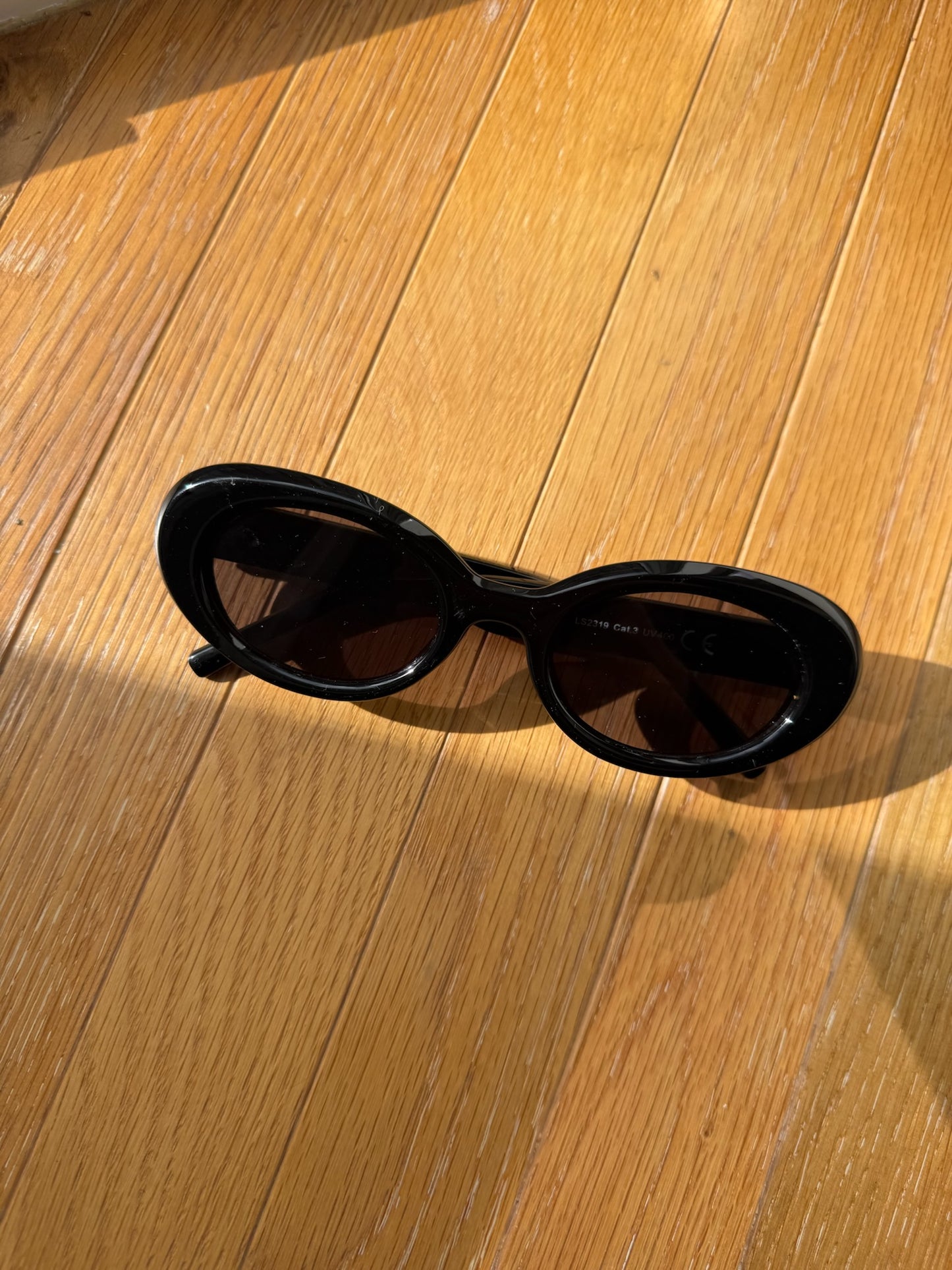 OCCHIALI DA SOLE OVALI