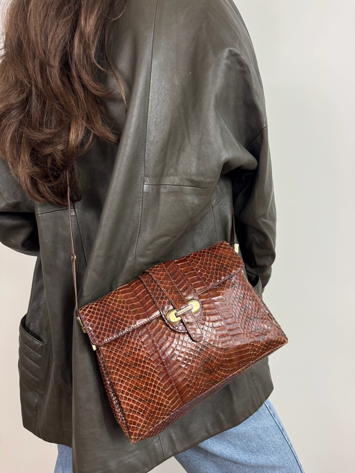 BORSA A MANO E TRACOLLA EFFETTO PITONE