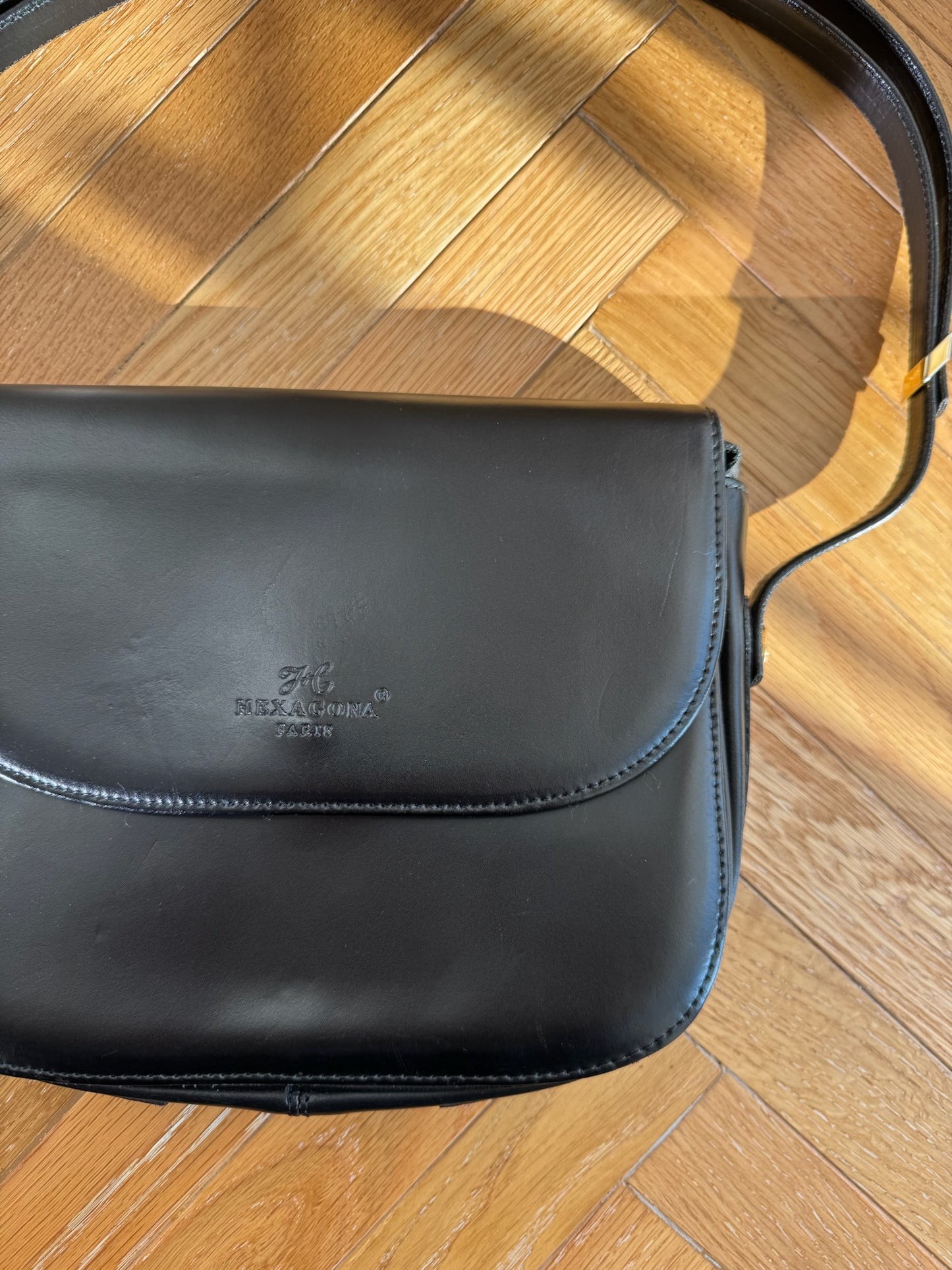 BORSA A SPALLA NERA IN VERA PELLE