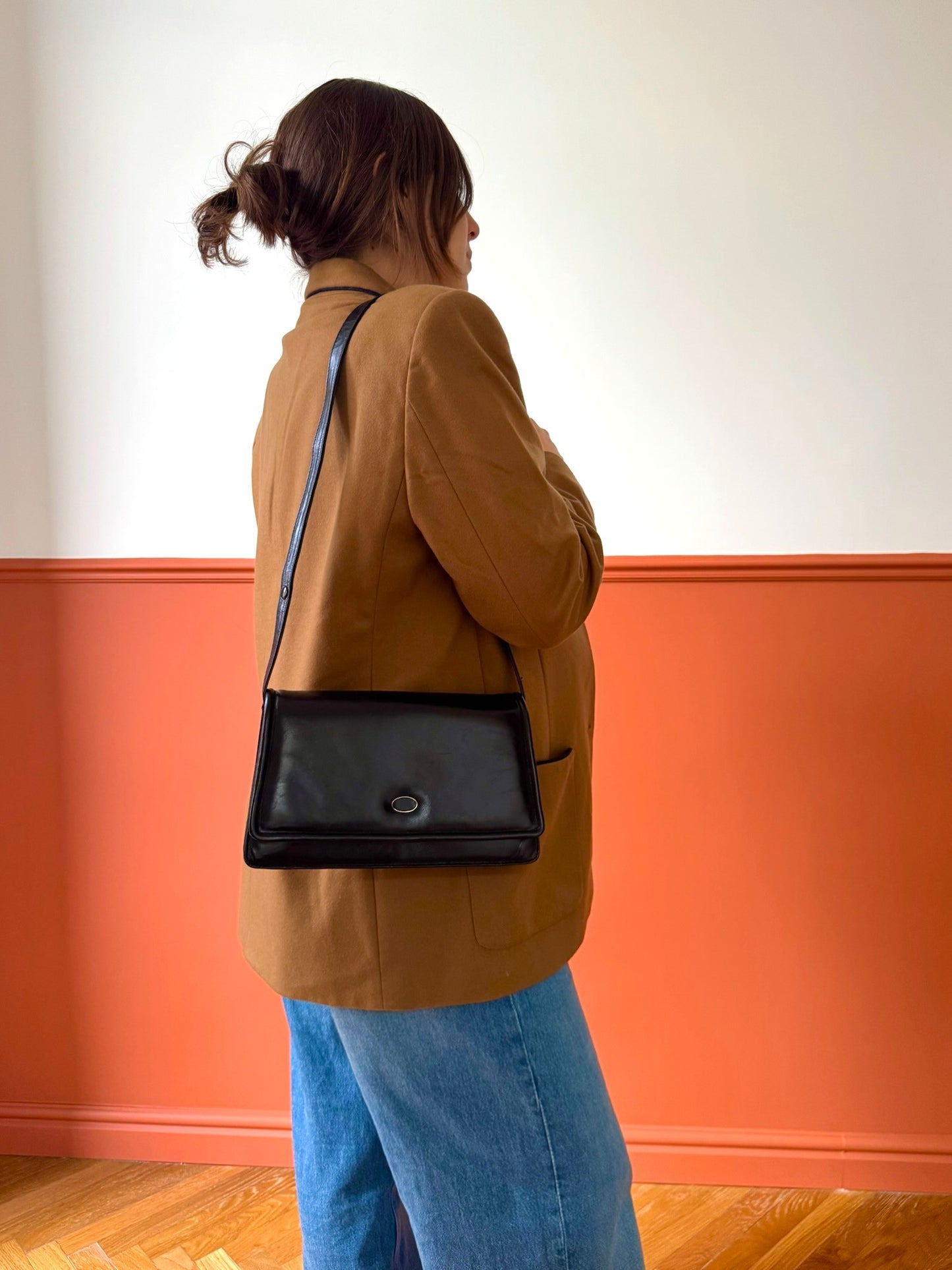 BORSA A SPALLA NERA IN VERA PELLE