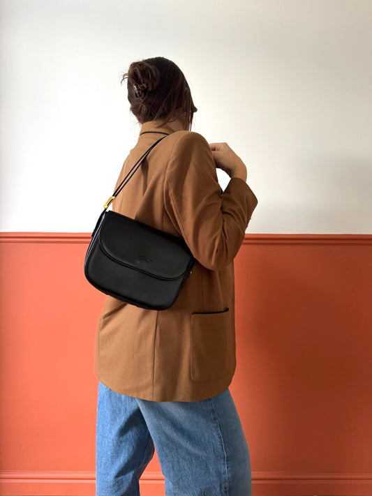 BORSA A SPALLA NERA IN VERA PELLE